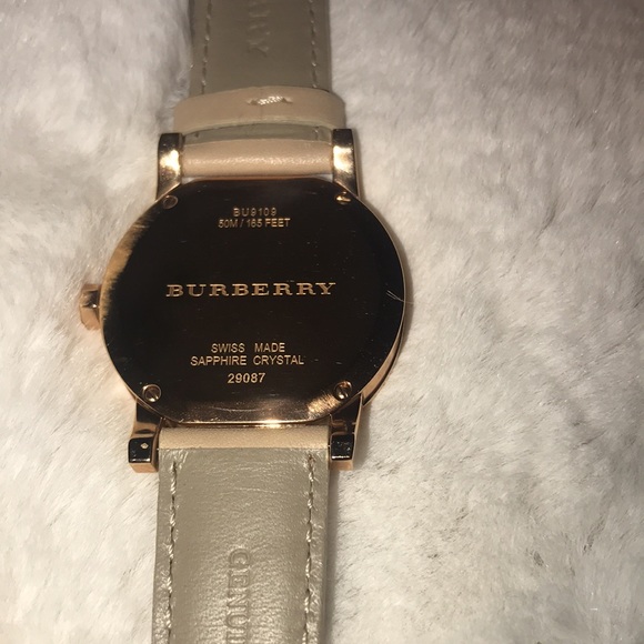 BURBERRY WOMEN'S THE CITY ROUND BEIGE LEATHER STRAP WATCH - Picture 9 of 14